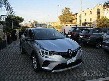 RENAULT Captur Blue dCi 95 CV Intens