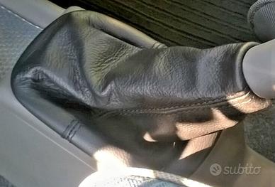 Cuffia per leva del cambio per FIAT Panda (141).