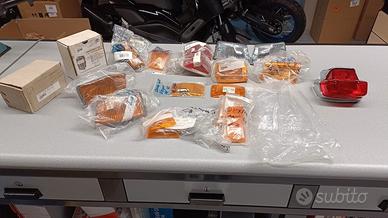 PIAGGIO VESPA 50/90/125/150/180 FANALERIA E FRECCI