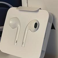 Apple Iphone EarPods Auricolari Cuffie NUOVE