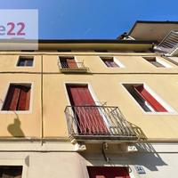 INTERA PALAZZINA Mq 700 in centro a RECOARO TERME