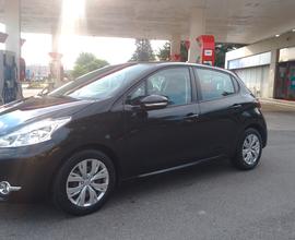 Peugeot 208 1.2 VTi 82 CV 5 P LEGGI BENE 2012