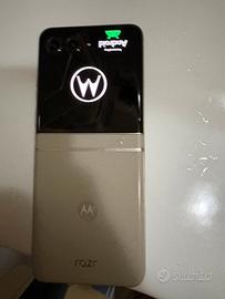 Motorola razr 50