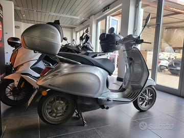 Piaggio Vespa Elettrica - 2021