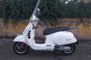 Vespa GTS 300 ABS 40.000km