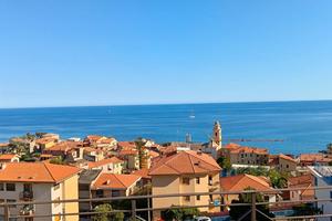 Trilocale vista mare