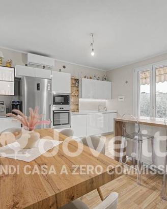 Appartamento di 135 m² con 4 locali e box auto a C