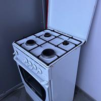 Cucina De’Longhi a gas con forno