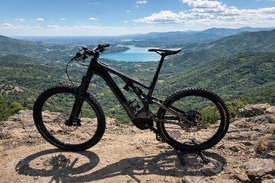 specialized TURBO LEVO g3 EXPERT  IN CARBONIO
