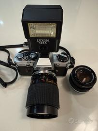 Macchina fotografica Olimpus OM10