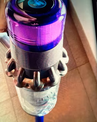 Dyson v11 ♻️ extra ✅ batteria a scatto accessori