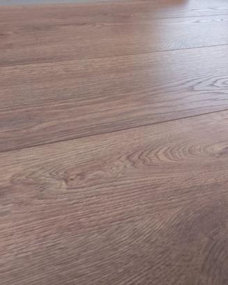 Laminato Effetto Rovere Naturale - PREZZO STOCK 9€