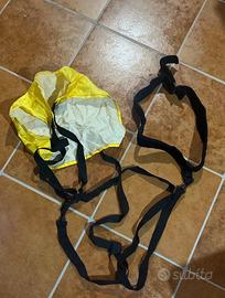 paracadute nuoto agonistico