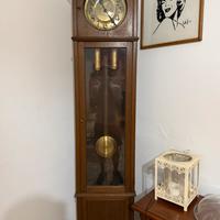 Orologio a pendolo a colonna vintage