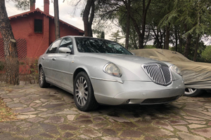 Lancia Thesis 3000 V6