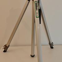 Cavalletto trepiede professionale foto Velbonn-HE3