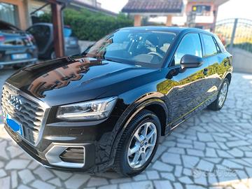 Audi Q2 30 1.6 tdi Admired s-tronic