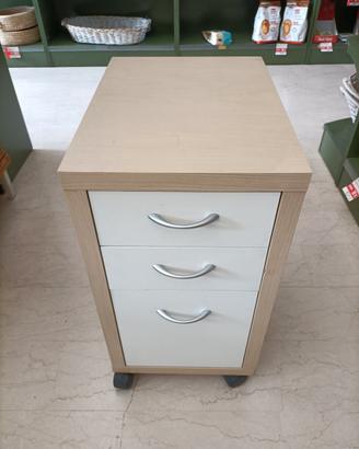 Cassettiera IKEA con ruote