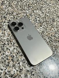 iPhone 15 Pro 256GB Titanio