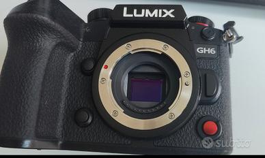 Panasonic Lumix GH6 + batteria originale