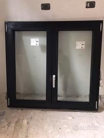 Serramento Oknoplast pvc nero opaco