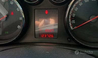 Opel Meriva benzina