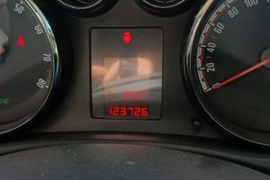 Opel Meriva benzina