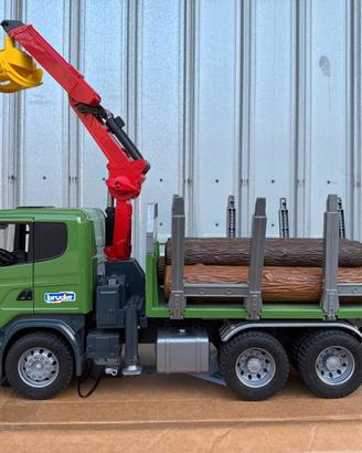 Bruder Scania gru legna