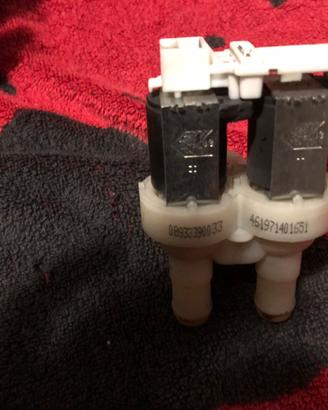 Elettrovalvola lavatrice whirlpool 461971401651