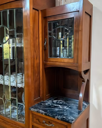 Credenza con vetrine anni 20