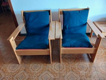 Due poltrone legno frassino nello stileanni '70