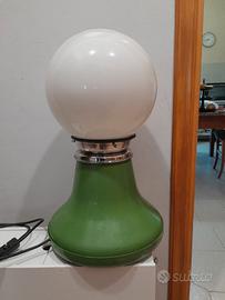 Lampada da tavolo