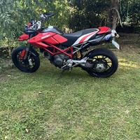 Ducati Hypermotard 1100