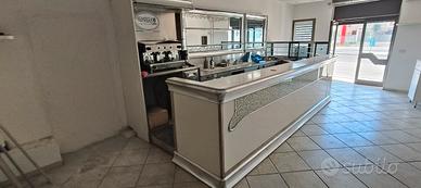 bancone completo per BAR