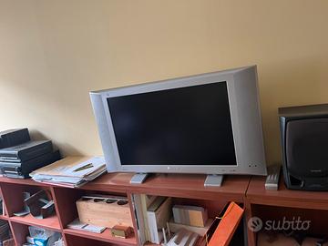 televisore philps + telecomando