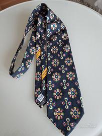 Cravatta Valentino. Originale
