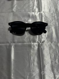 Occhiali da sole stile moscot con lenti nere