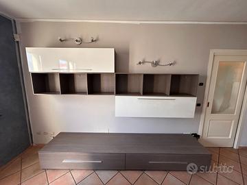 mobili per soggiorno usati ma tenuti bene