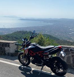 Aprilia Dorsoduro 900 - 2019 - 19000km - PERFETTA