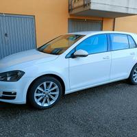 VOLKSWAGEN Golf 7ª NEOPATENTATI