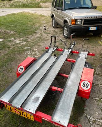 Carrello auto trasporto attrezzature sportive