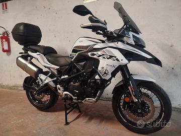 Benelli Trk 502x