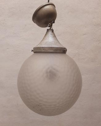 Lampadadario a palla sfera con vetro martellato