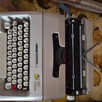 macchina da scrivere olivetti  lettera 35