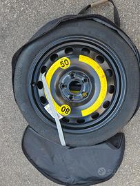 Ruota di scorta scorta.