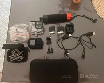 GoPro hero 10 black con accessori