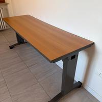 Scrivanie ufficio regolabili in altezza