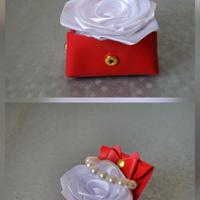 Rosa di raso, Fatto a mano. Eleganti