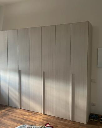 Arredamento completo di elettrodomestici