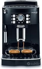 De Longhi Magnifica S Macchina Caffè